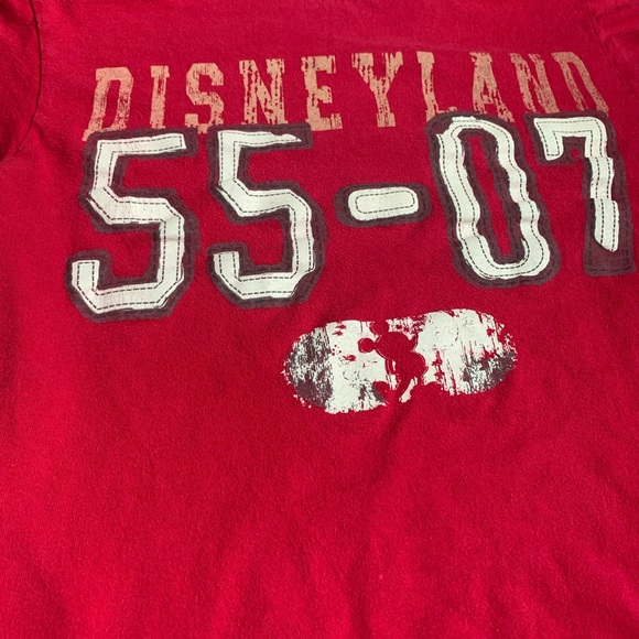 Disneyland resort t shirt red Mickey Mouse size S - Picture 2 of 7